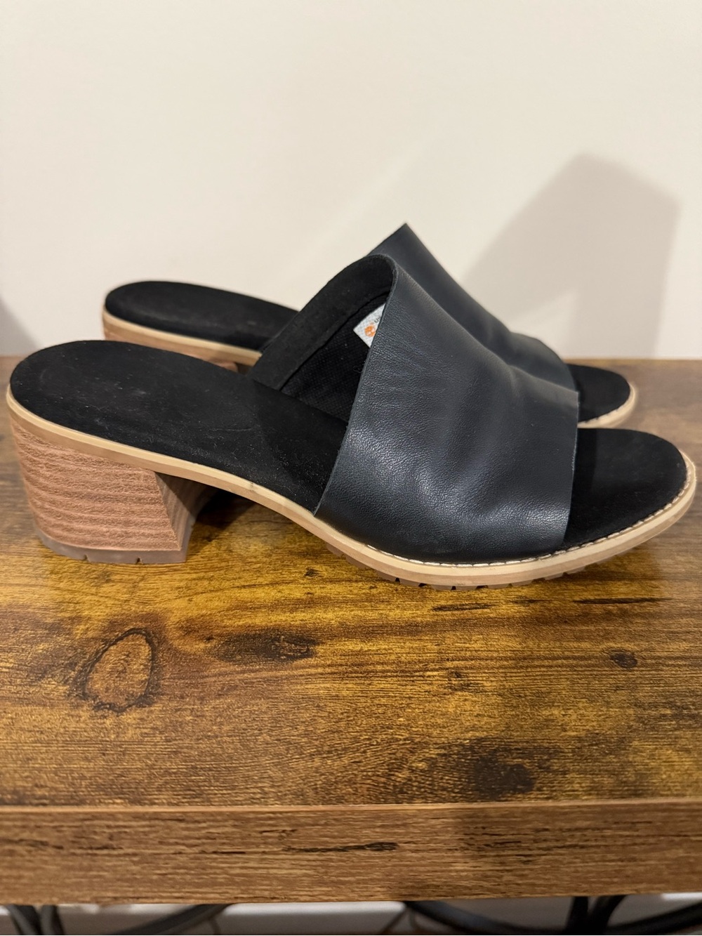 Timberland Black Leather Slide Sandals with Tan Wood Heel - Picture 3 of 10